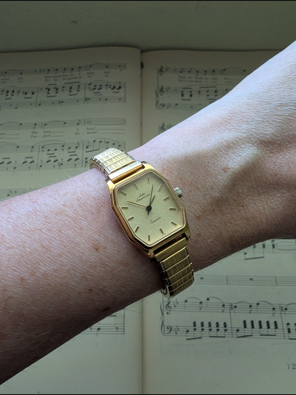Vintage Jules Jurgensen quartz watch   Goldtone Ladies Quartz Watch